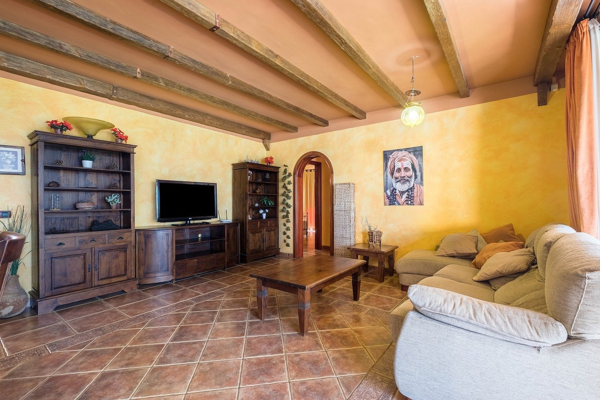 Shared living Room with home cinema
