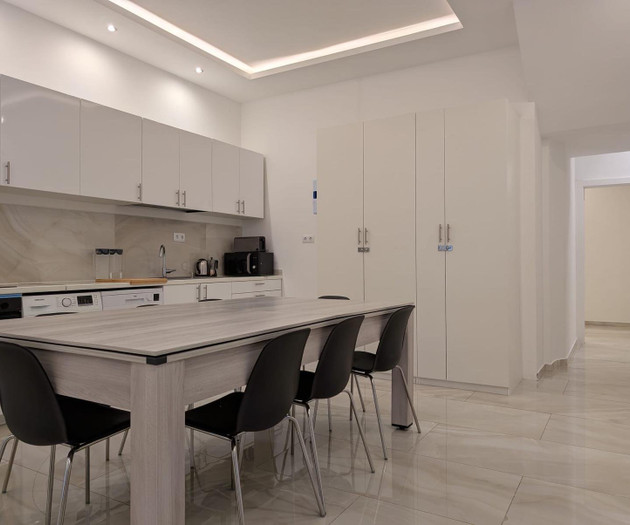 Lujo en Madrid para 10 and pets