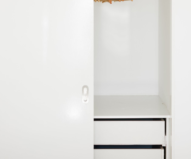 Modern 3BR by the beach, ideal for remote work