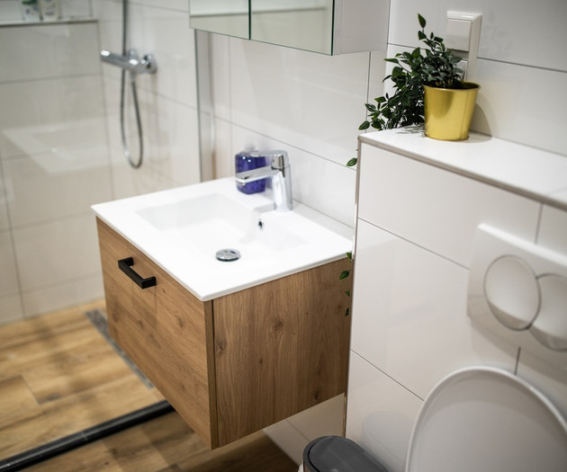 Sleek City Center 2BDR Apartment VP