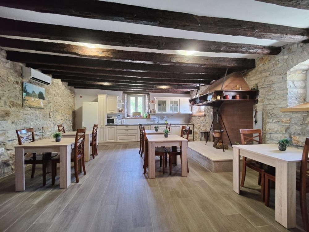 Room in a luxury Castello preview