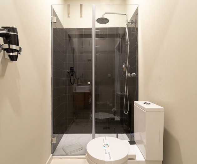 Lapa Diplomatic Flat 2.4 by Feel Lisboa