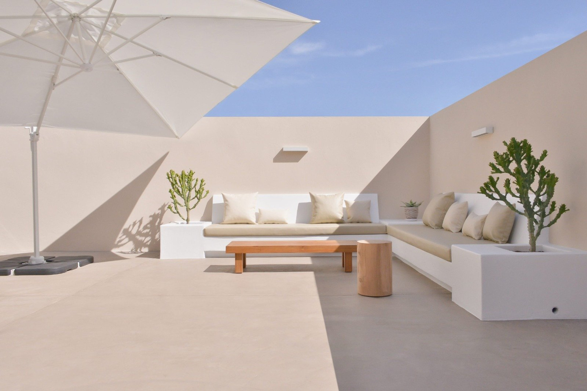 Your Outdoor office for morning calls and sunset brainstorming