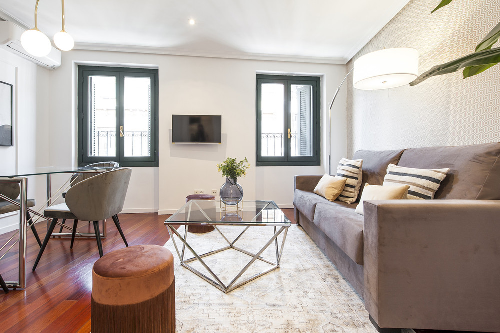 Central apartment perfect for visiting Madrid.