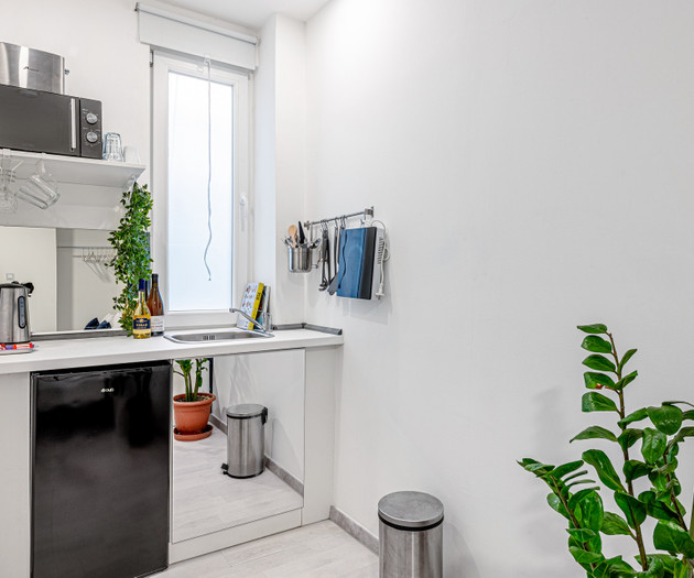 Boutique Oasis – Studio w/ AC & Smart TV