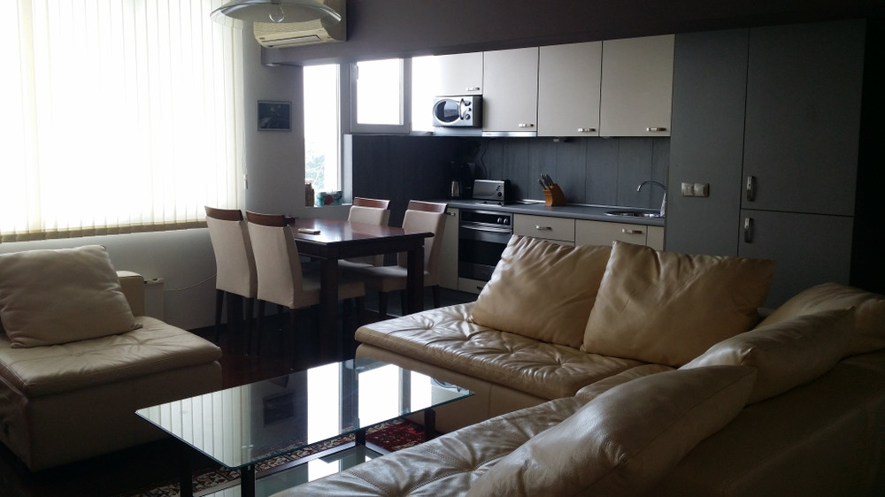 "Dima" 2 b/r apt in city center preview