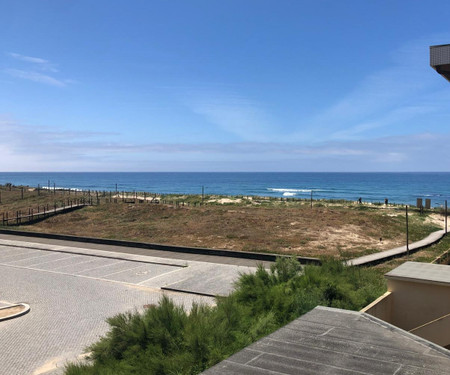 Apartment in front of the sea!