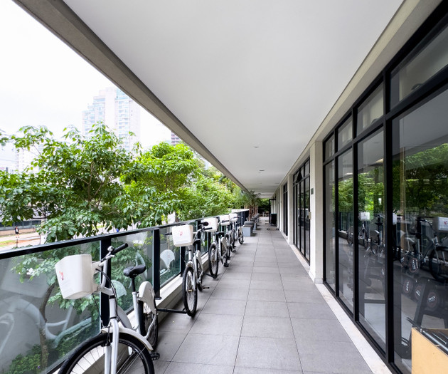 Teljesen felszerelt stúdió 30 méterre a metróállom