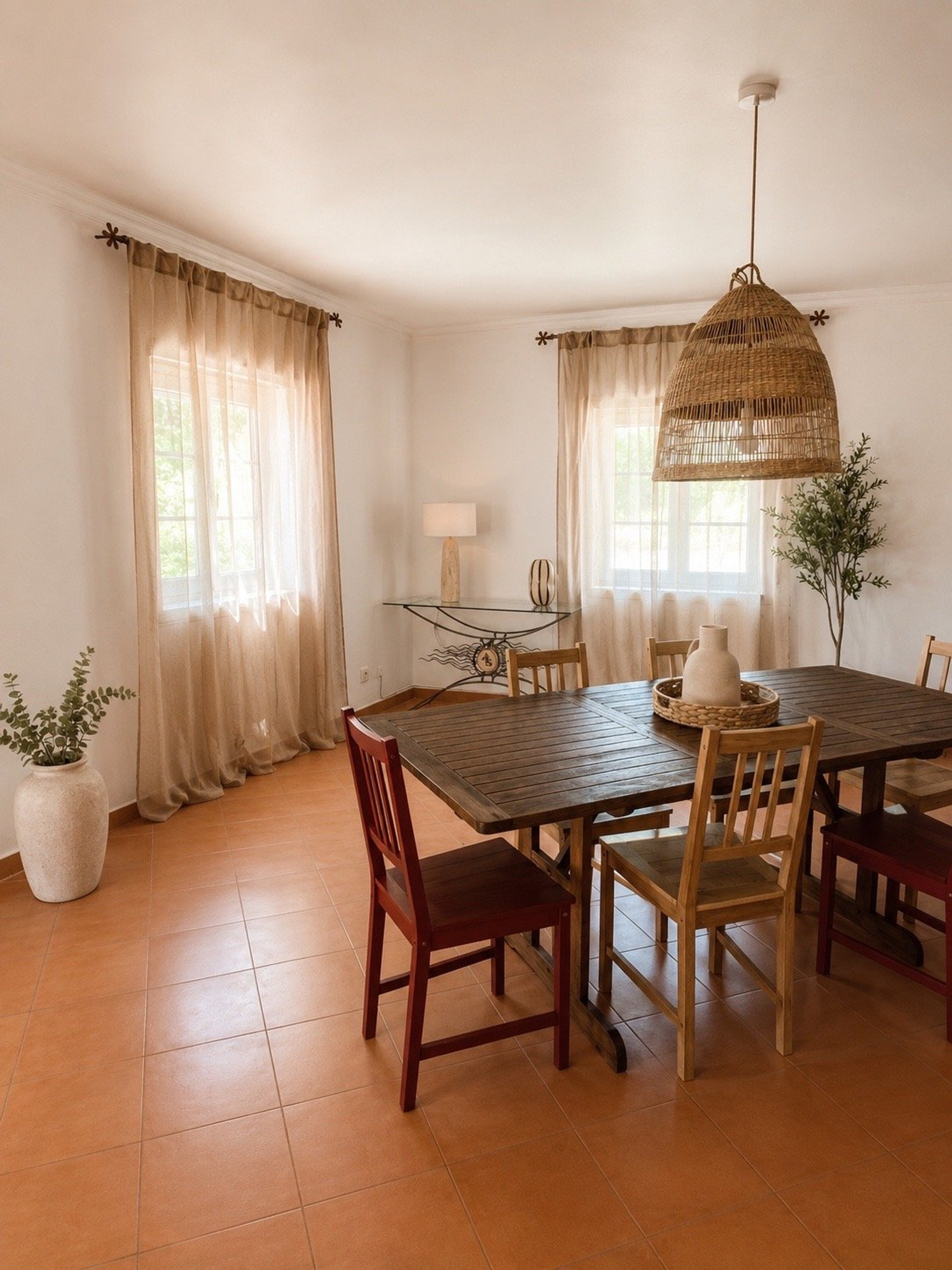 Dining room with wooden table
