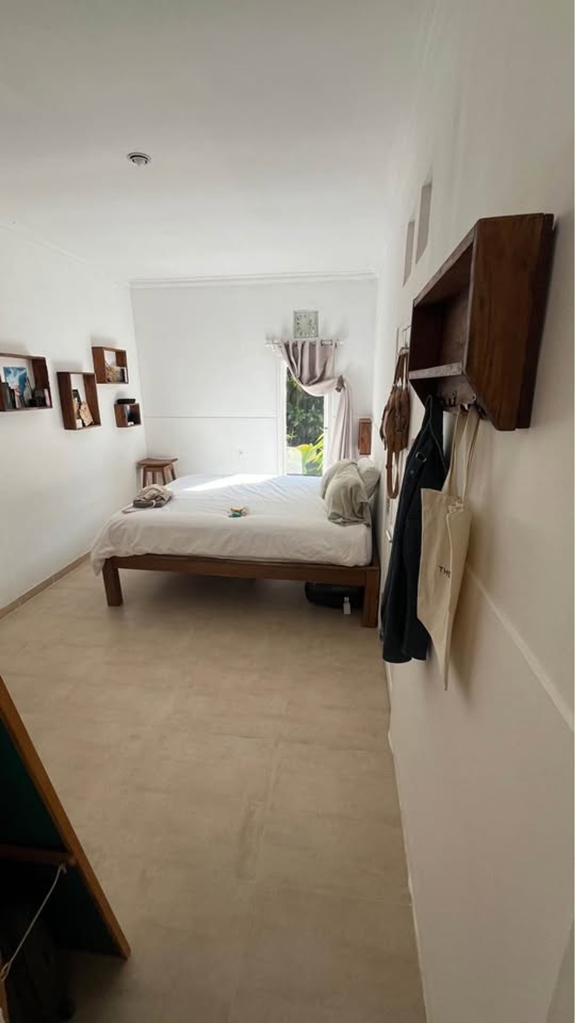 Queen bedroom