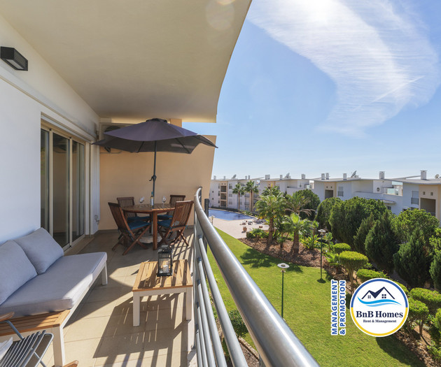BnB Homes Eco Apartment with terrace and 2 pools