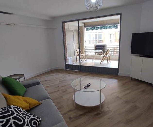 Double bedroom with private bathroom