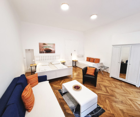 Deluxe Two-Bedroom Apt. - GAL Apartments Vienna***