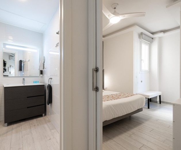 Apartment in Puerto Marina with porch & A/A & Pets