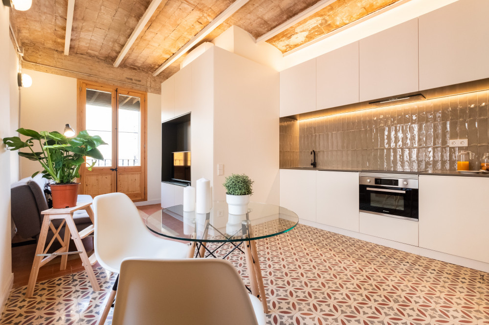 STYLISH STUDIO 5 MINUTES WALKING FROM THE BEACH preview