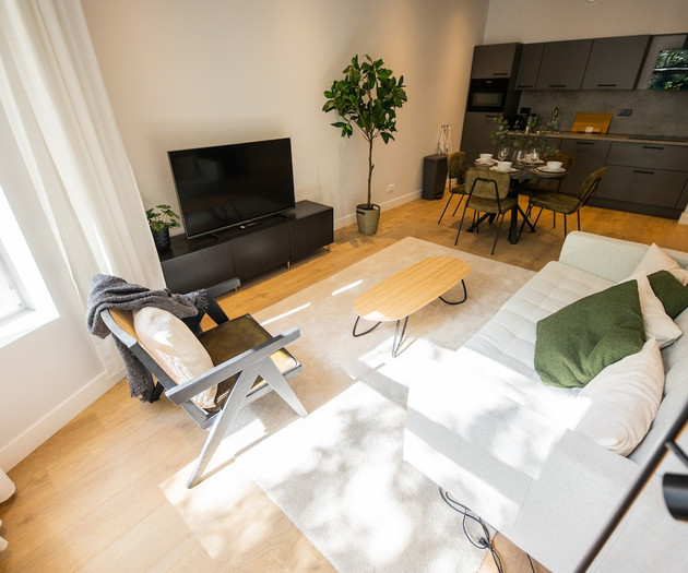 Sleek City Center 2BDR Apartment VP