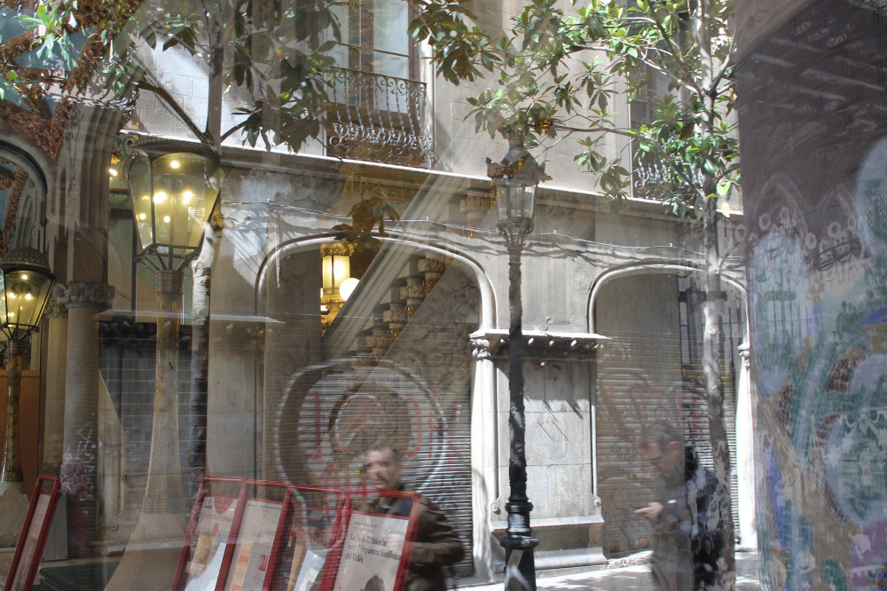 Barcelona Center Beach Duplex