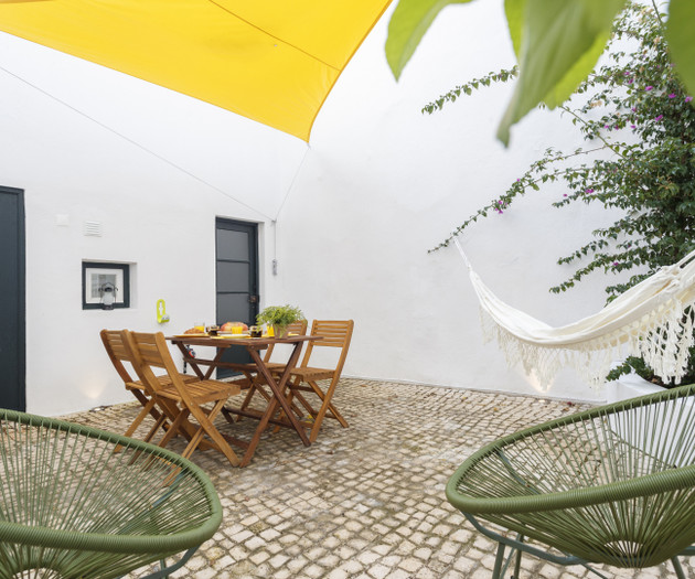 Living in the heart of Lisbon w/ private