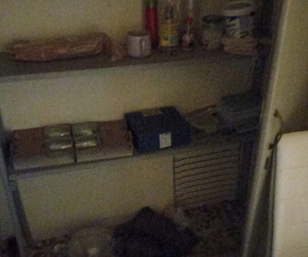 2-bed flat 3-min  from PTE Med School, move-in now