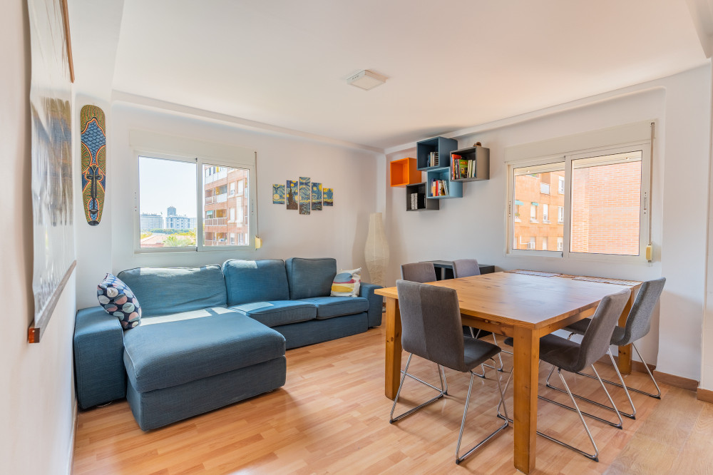 Students apartment near Port of Valencia preview