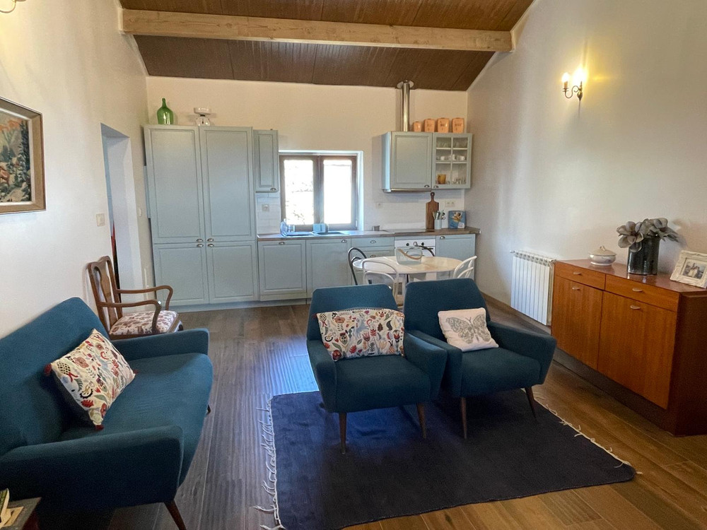 House in historic Center of Penedono- preview