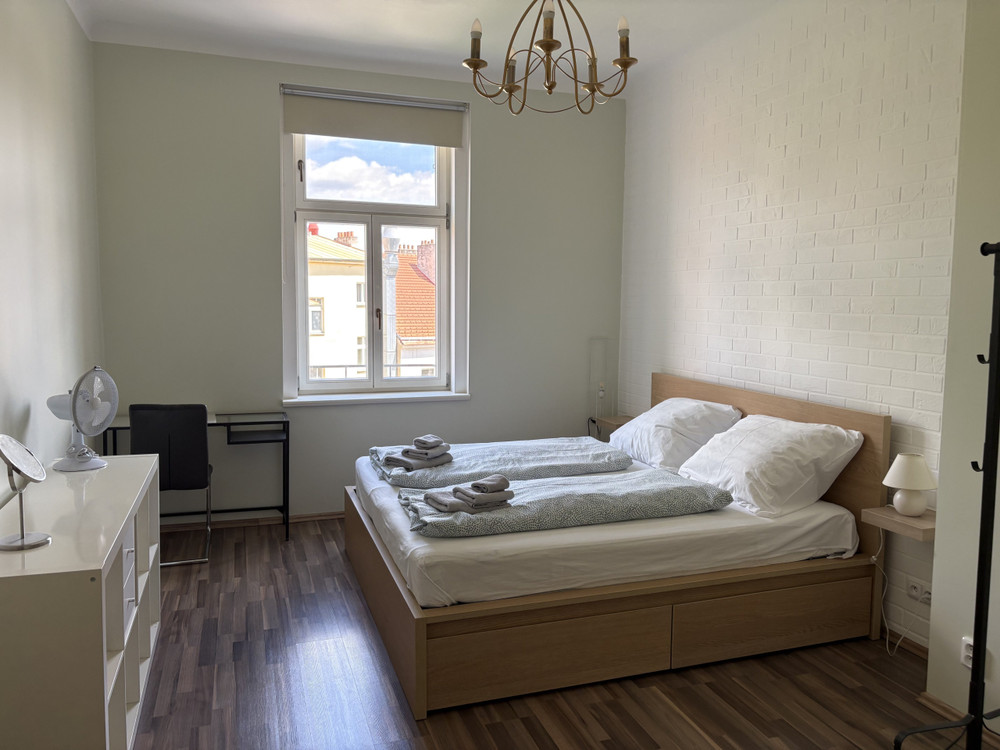 Modern & Bright 2-kk Apt in the Heart of Žižkov preview