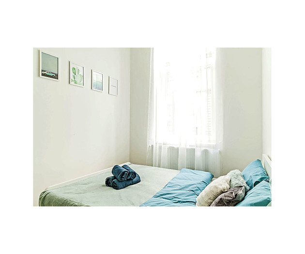 Bright 16 m² Private Room | Thököly Road | Summer