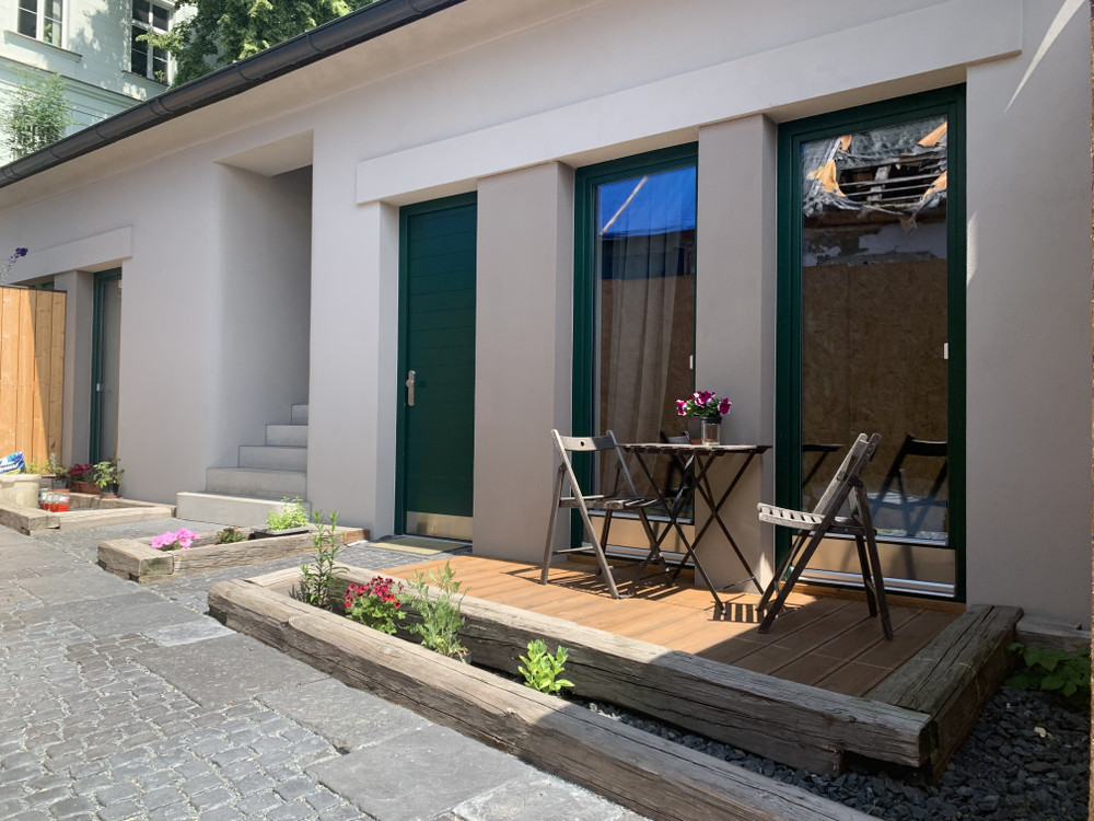 Cozy friendly place+free parking preview