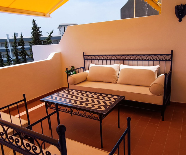 Blue & Yellow Penthouse with Terrace