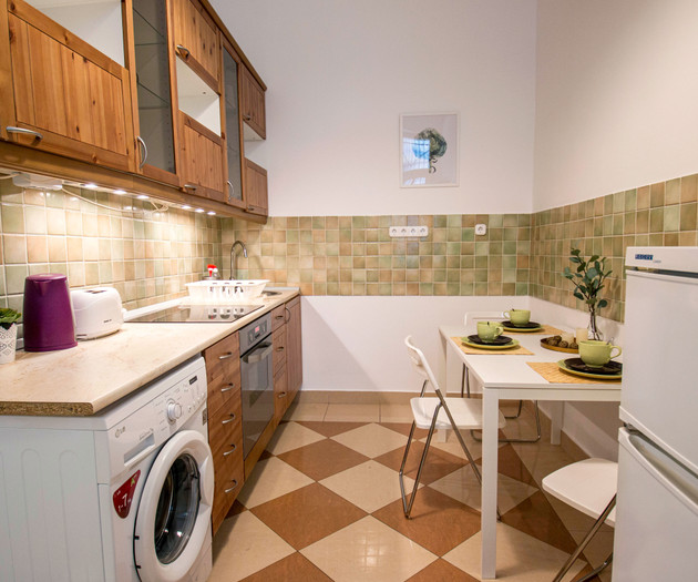 Kazinczy utca 10. no3 (cozy-bright room)