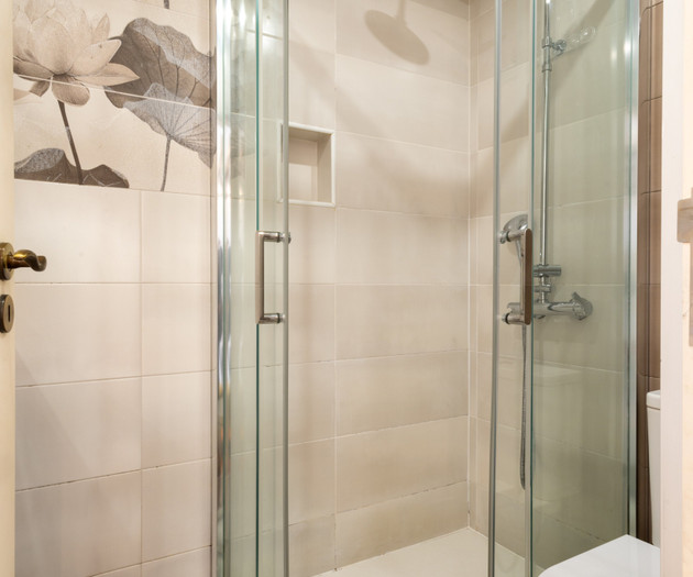 Guesthouse 5 suites 10 Guests 5 wc Avenue liberty