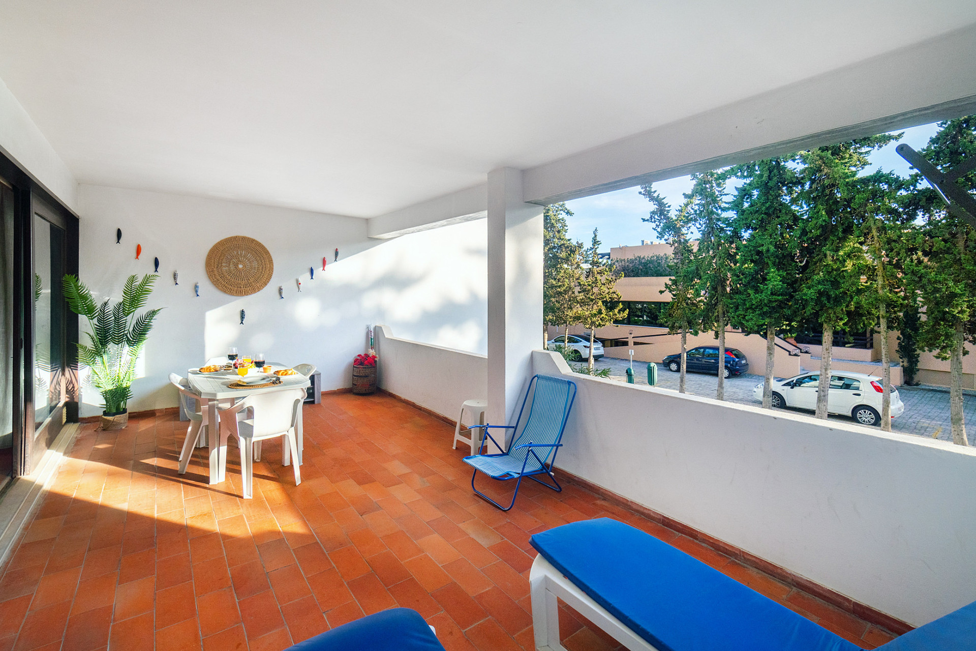 Balcony with Dining Table