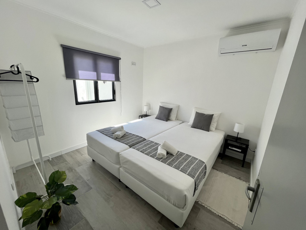 Room in Aroeira Beach Caparica