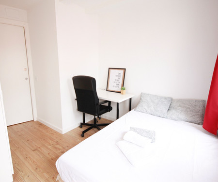 R0138- Room in co-living in Poble Sec