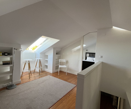 Ample loft in rua da Vinha