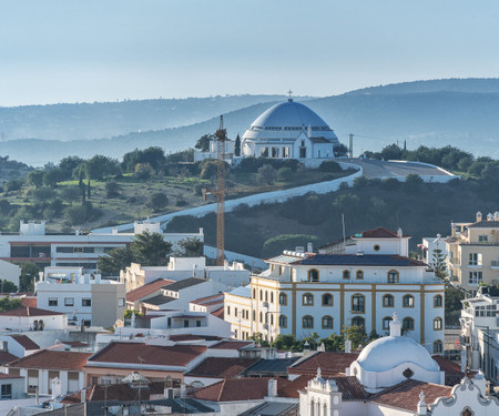 Spacious & Sunny Flat | Loulé