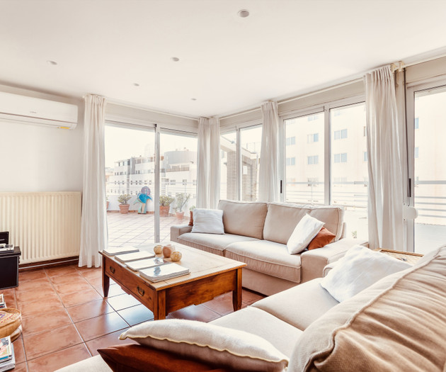 Wonderful Penthouse with Parking
