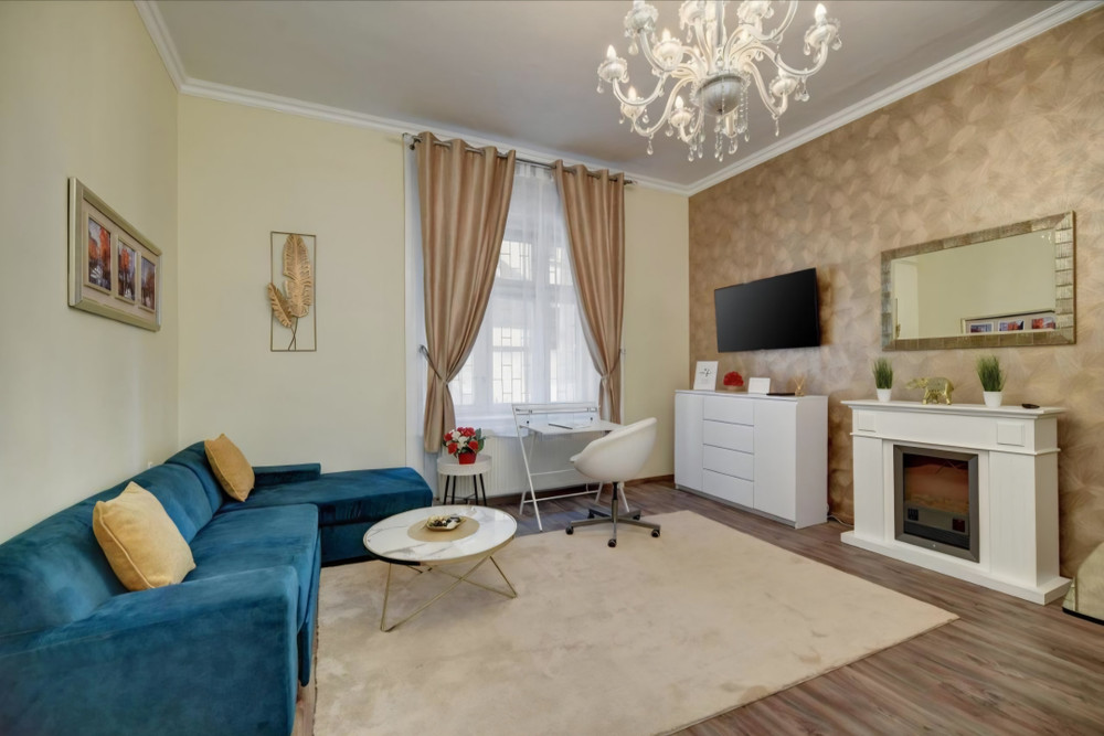 Large Luxury Apartment in the Heart of Budapest preview