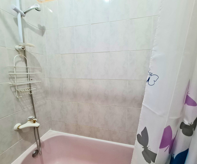 Private room for male only in Santa Apolónia