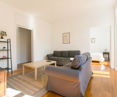 Fantastic Apartment w/ Balcony - Center of Lisbon