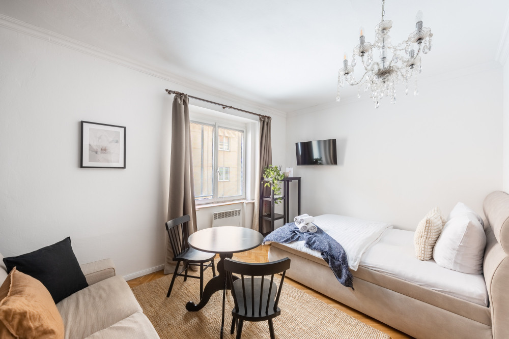 Crystal Apartment preview