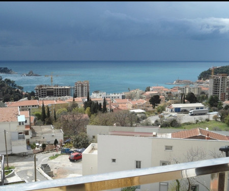 Stunning sea view apartment in Petrovac