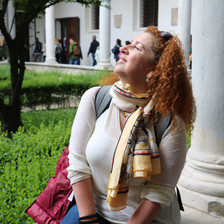 Paula V.