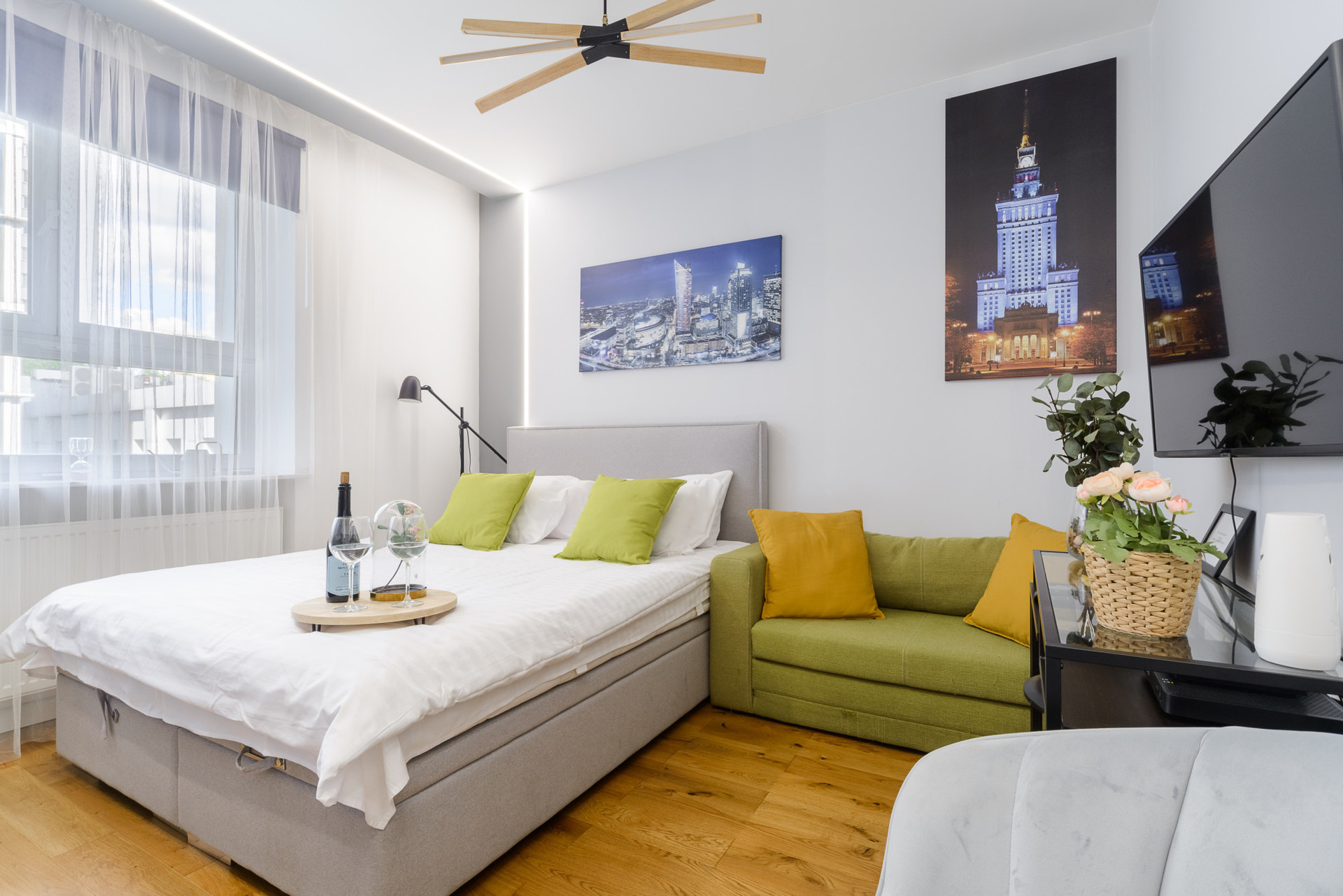 living room-bedroom