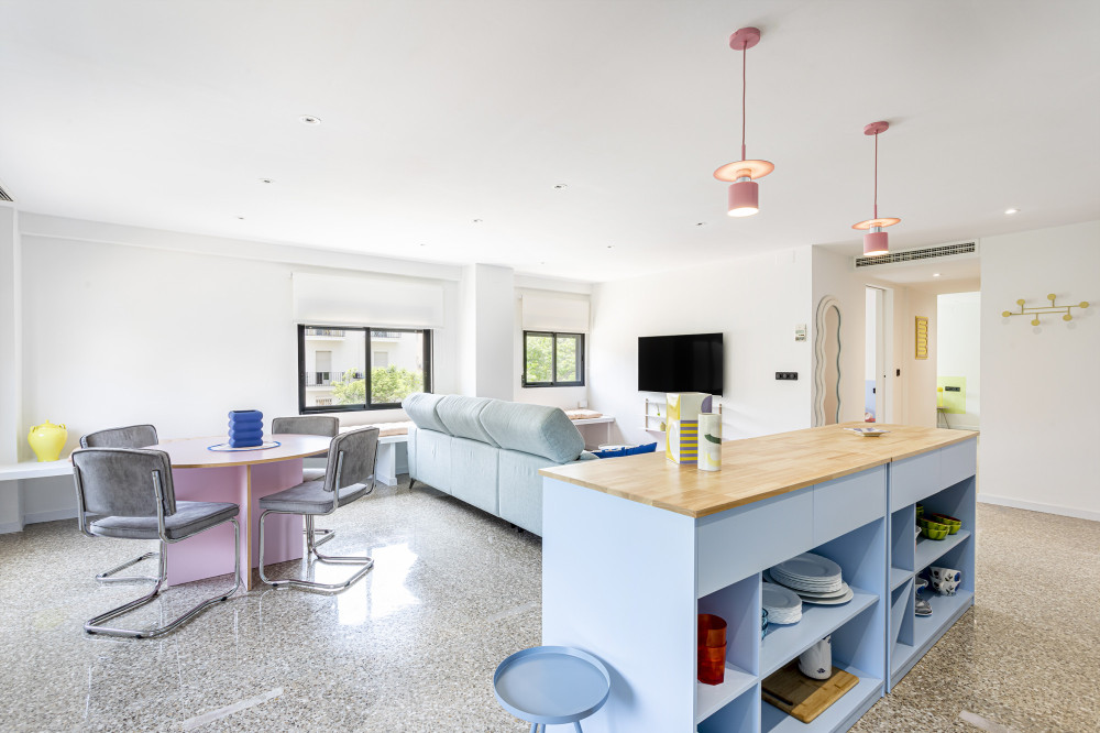MODERN AND SPACIOUS BEACH AREA preview