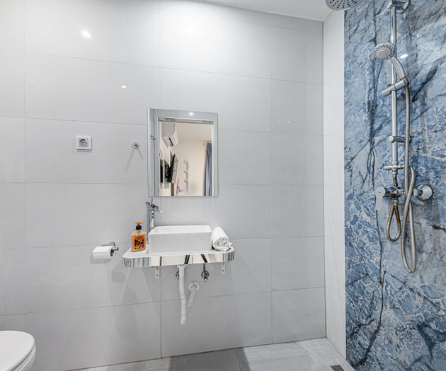 Boutique Nest – Studio w/ AC & Smart TV