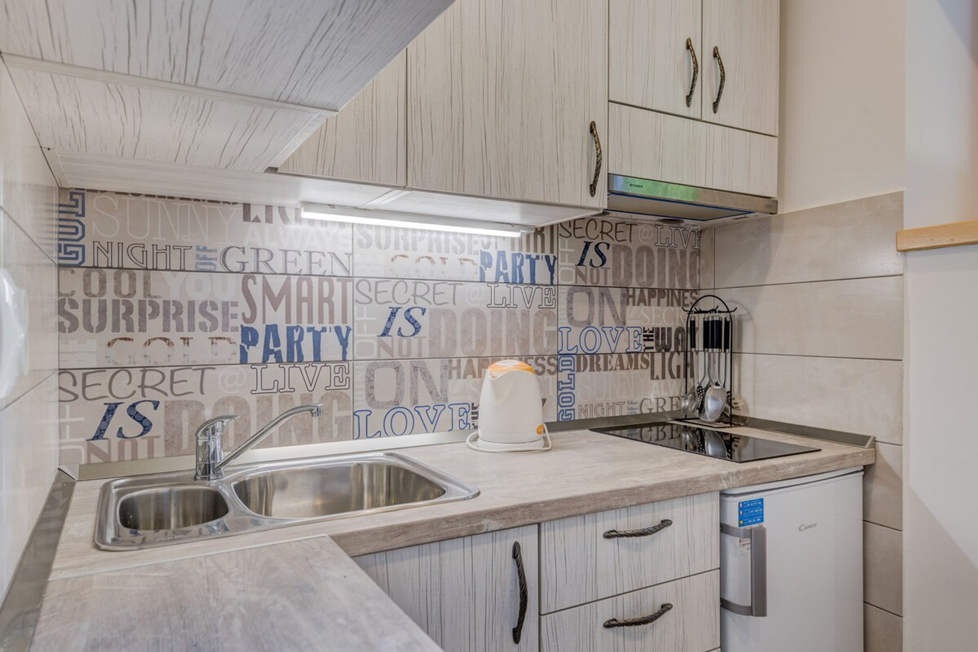 Kitchenette