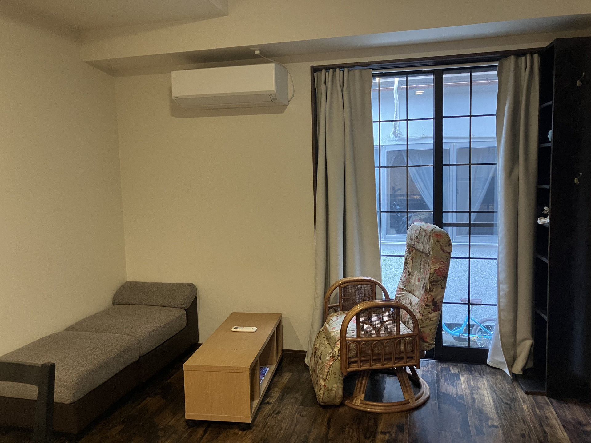Living room seating area