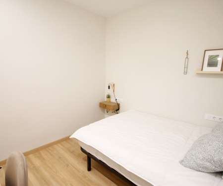 R0347- Habitación en Gracia Barcelona