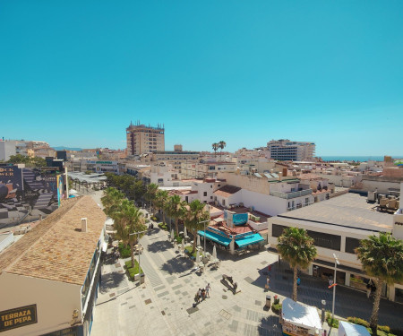 Palm View Apartment with sea views